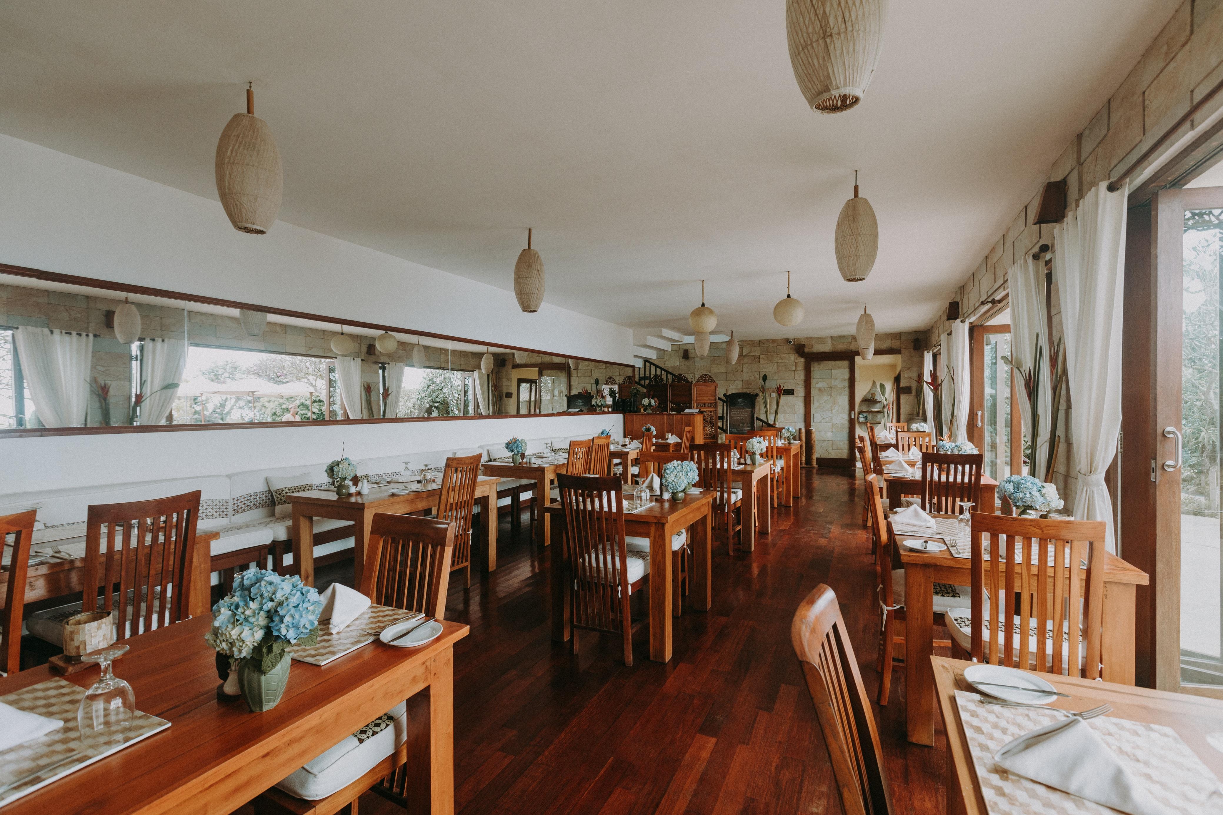 Munduk Moding Plantation Nature Resort Exterior photo Restaurant