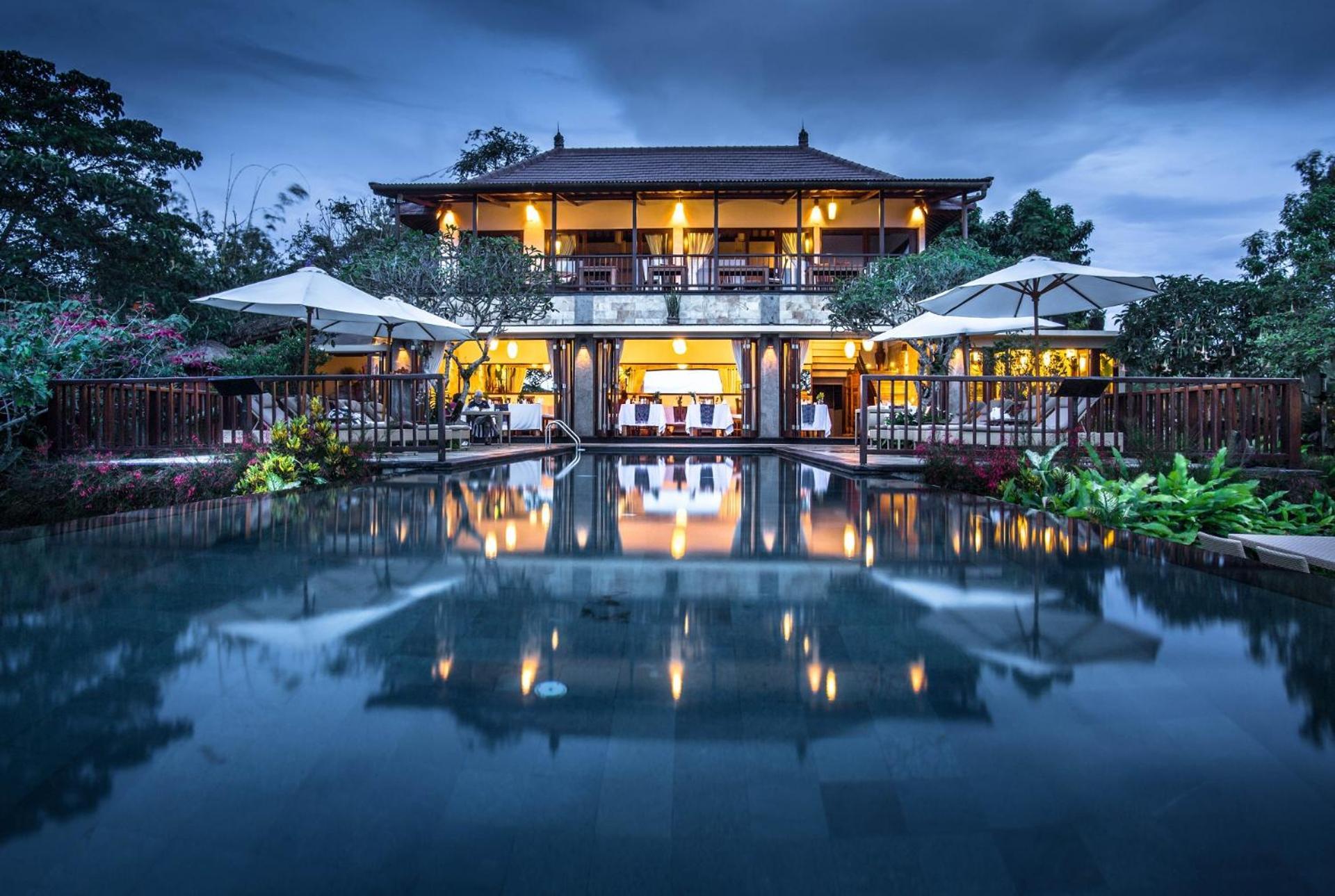 Munduk Moding Plantation Nature Resort Exterior photo The Villa at The H Resort