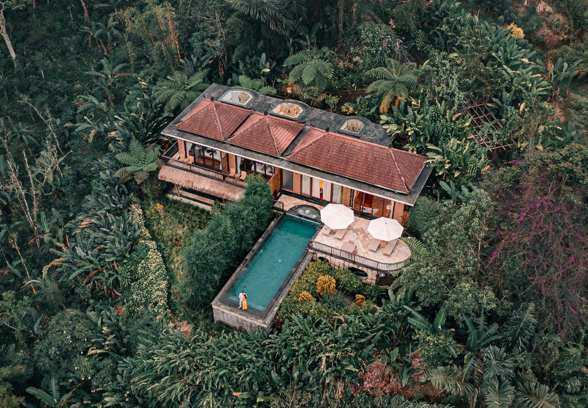 Munduk Moding Plantation Nature Resort Exterior photo Villa in Bali
